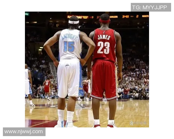 纽约尼克斯暂停时播放致敬视频庆祝安东尼入选名人堂荣誉时刻