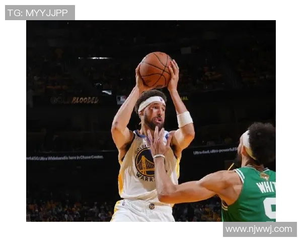 谢顿夏普首节表现平平三分球失准仅得5分状态低迷